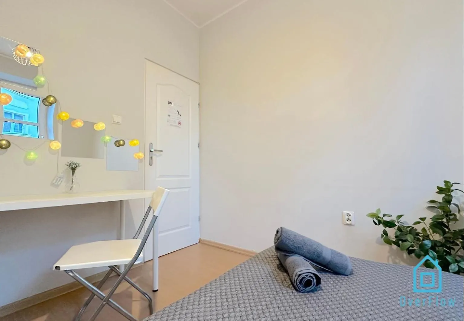 Dotted Room - 15 Minutes To Gdansk Old Town & Sea Homestay
